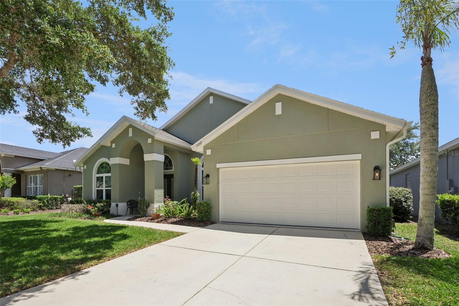 1052 KERSFIELD CIRCLE