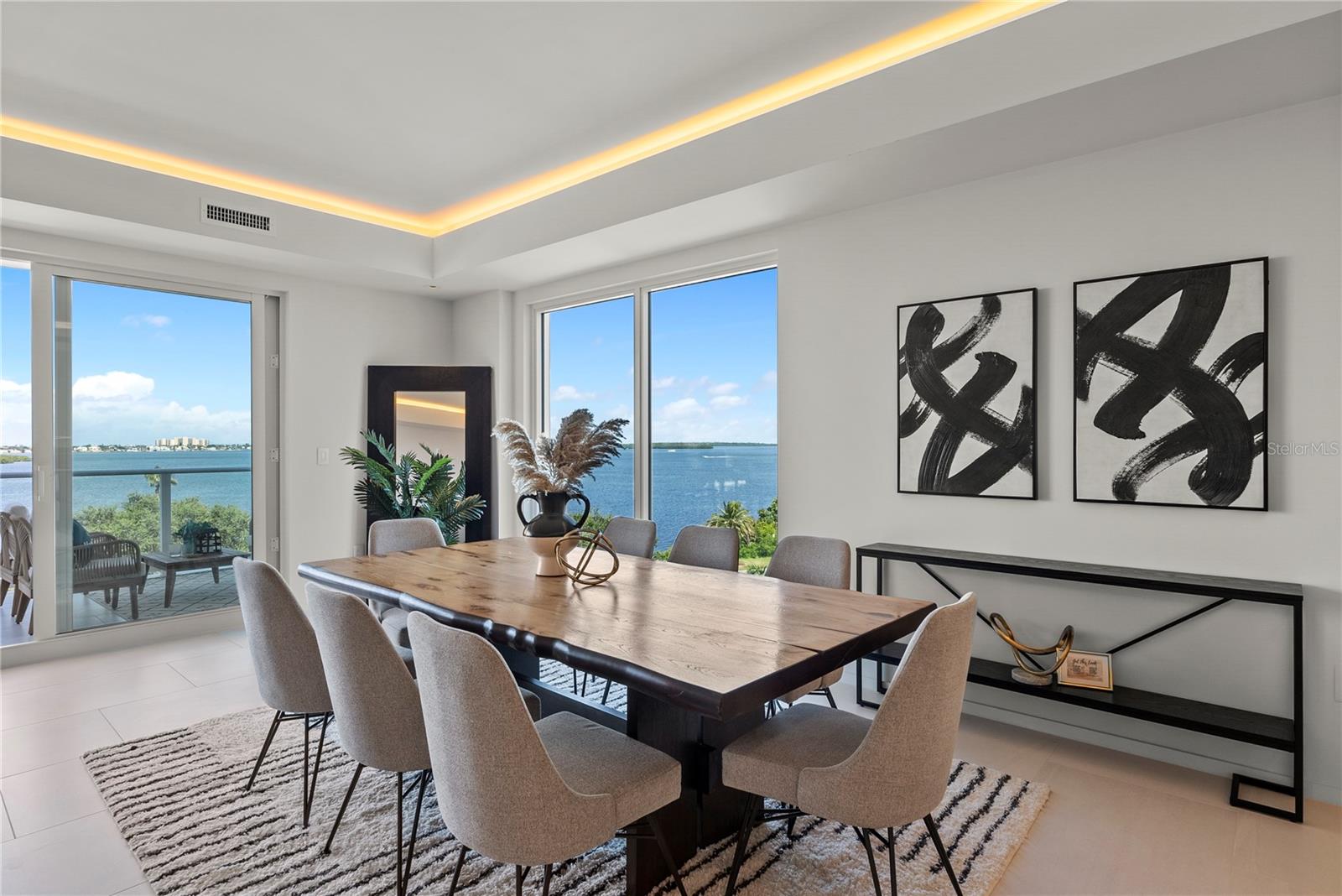 SERENA BY THE SEA CONDO - Residential