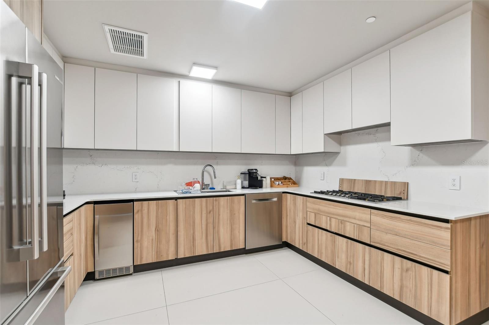 SERENA BY THE SEA CONDO - Residential