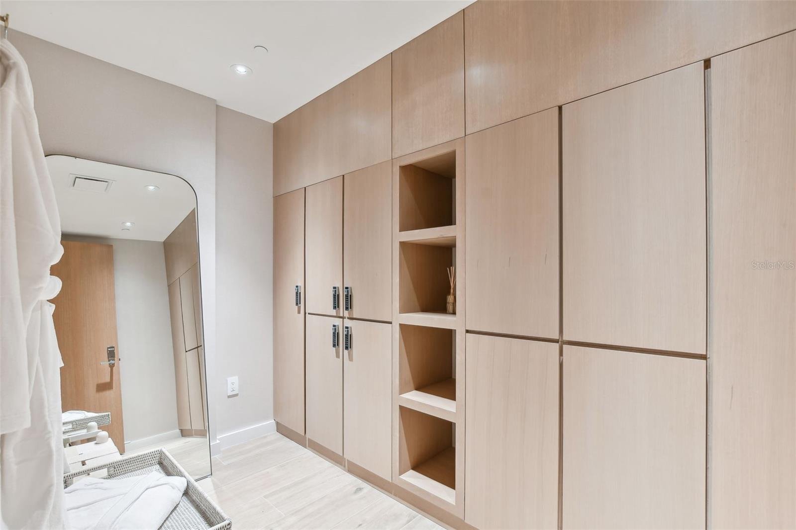 SERENA BY THE SEA CONDO - Residential