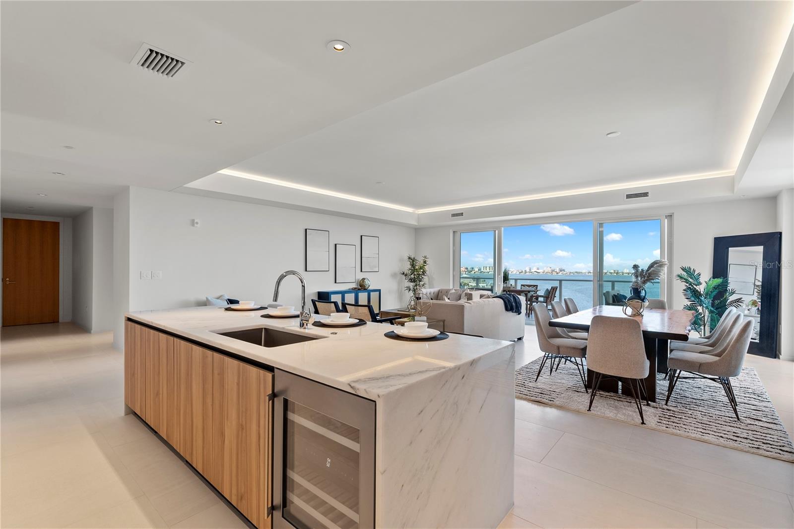 SERENA BY THE SEA CONDO - Residential