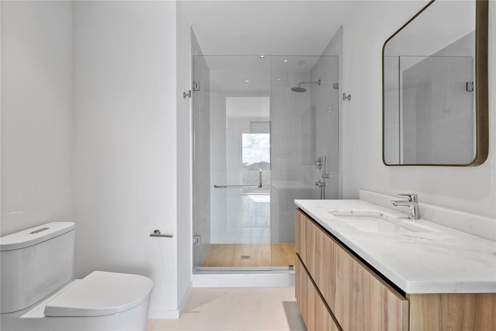 SERENA BY THE SEA CONDO - Residential