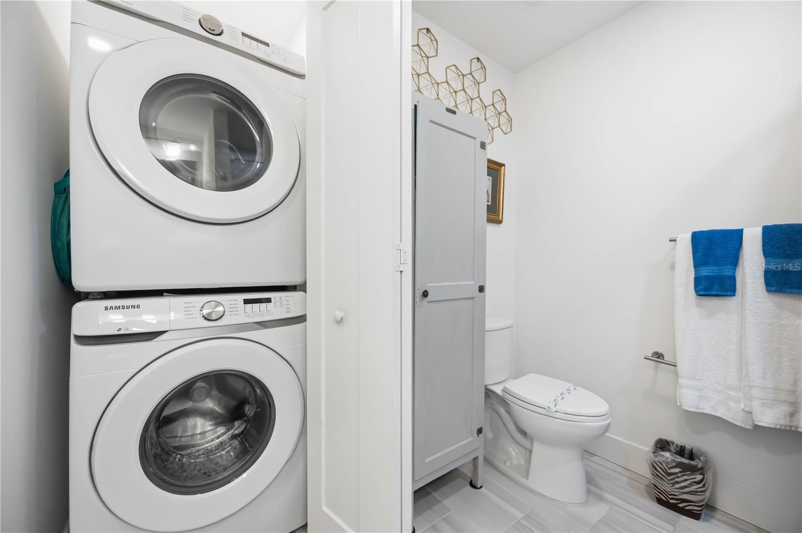 THE STRAND OF SARASOTA - Residential