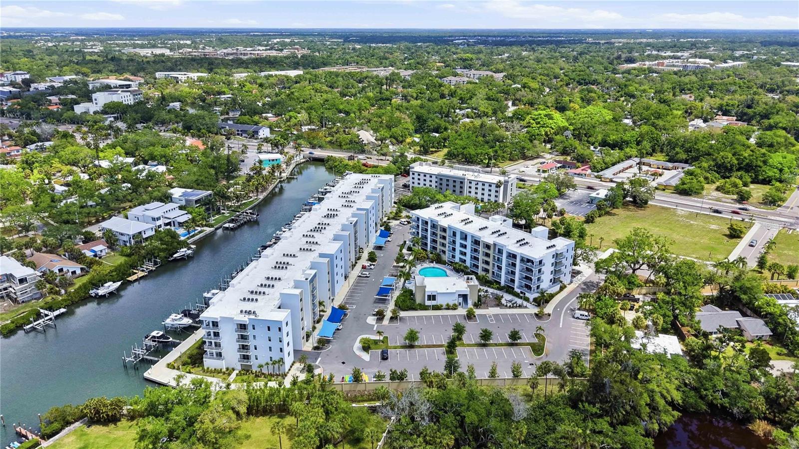 THE STRAND OF SARASOTA - Residential
