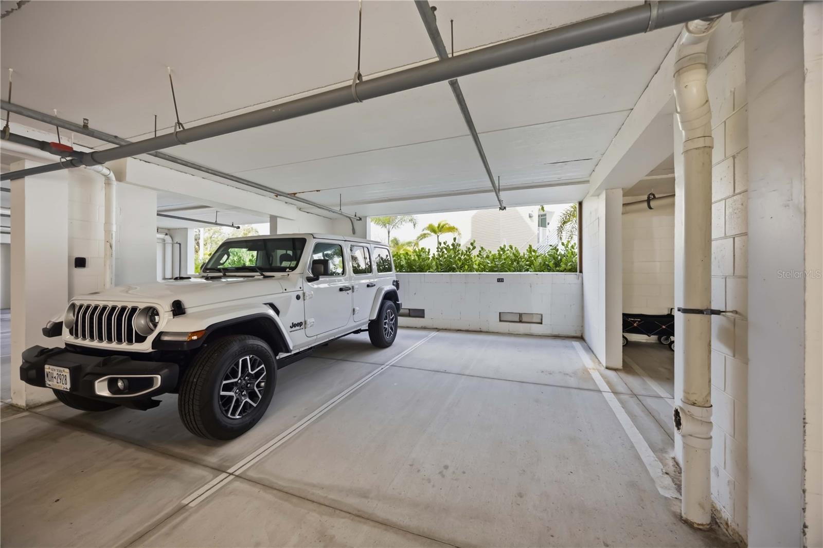 THE STRAND OF SARASOTA - Residential