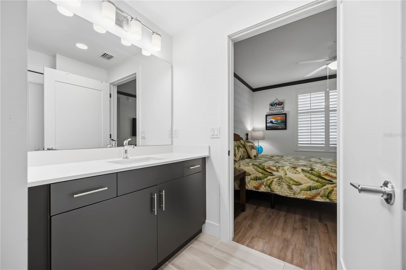 THE STRAND OF SARASOTA - Residential