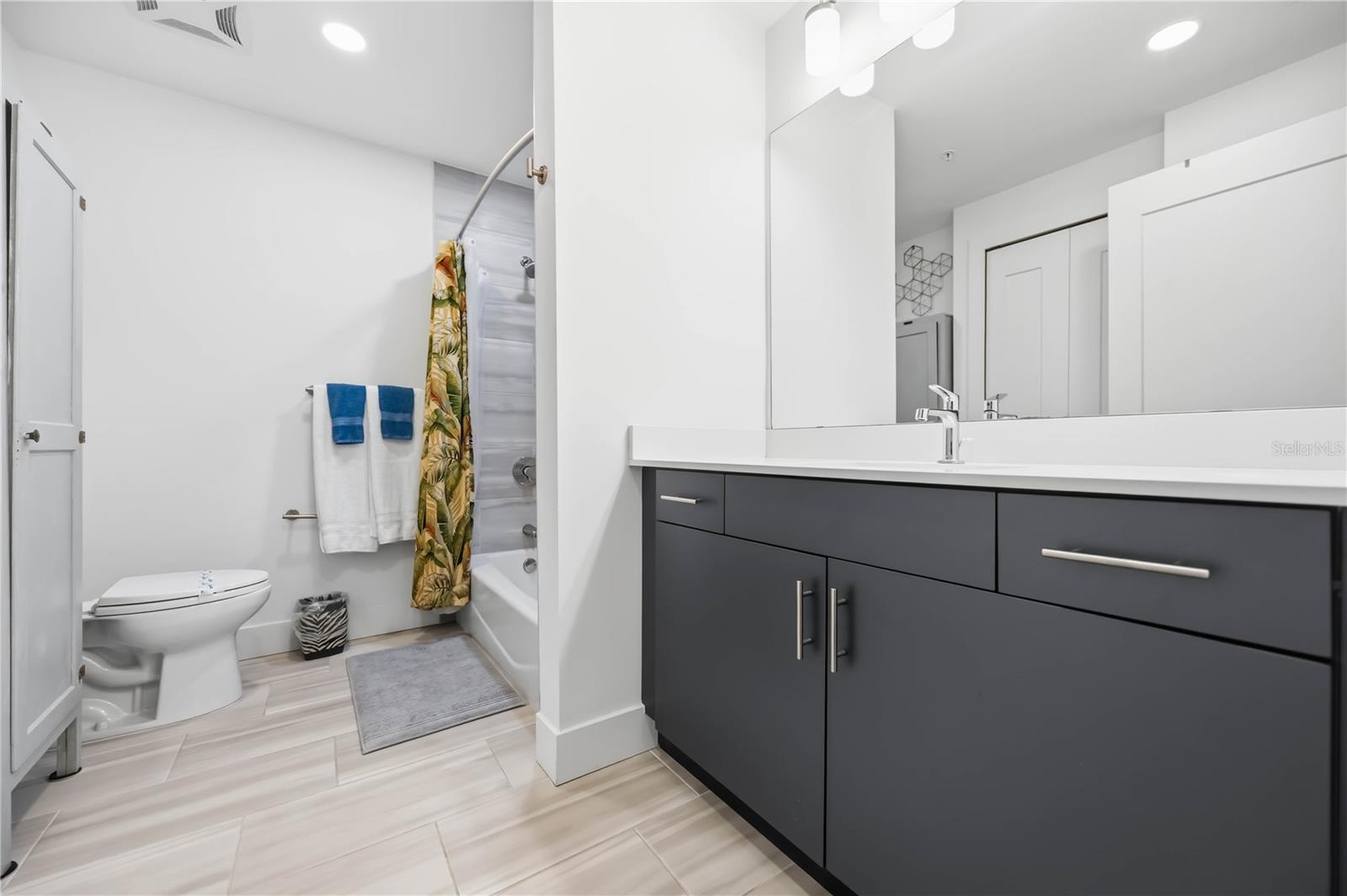 THE STRAND OF SARASOTA - Residential