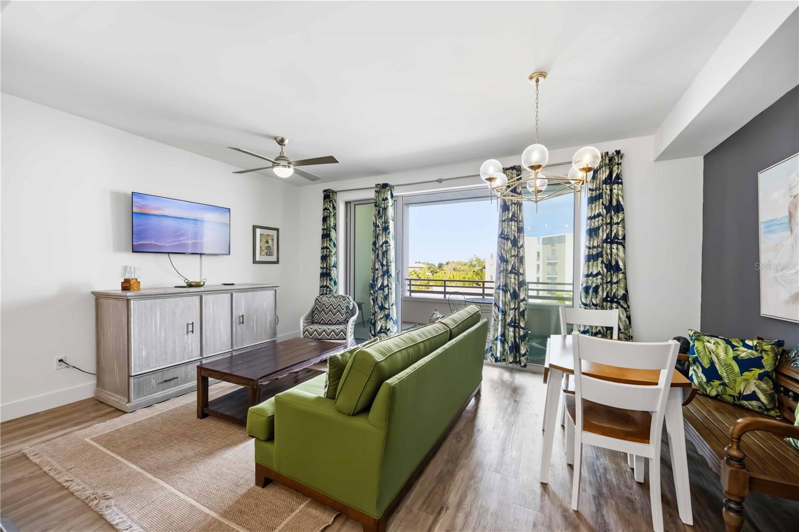 THE STRAND OF SARASOTA - Residential