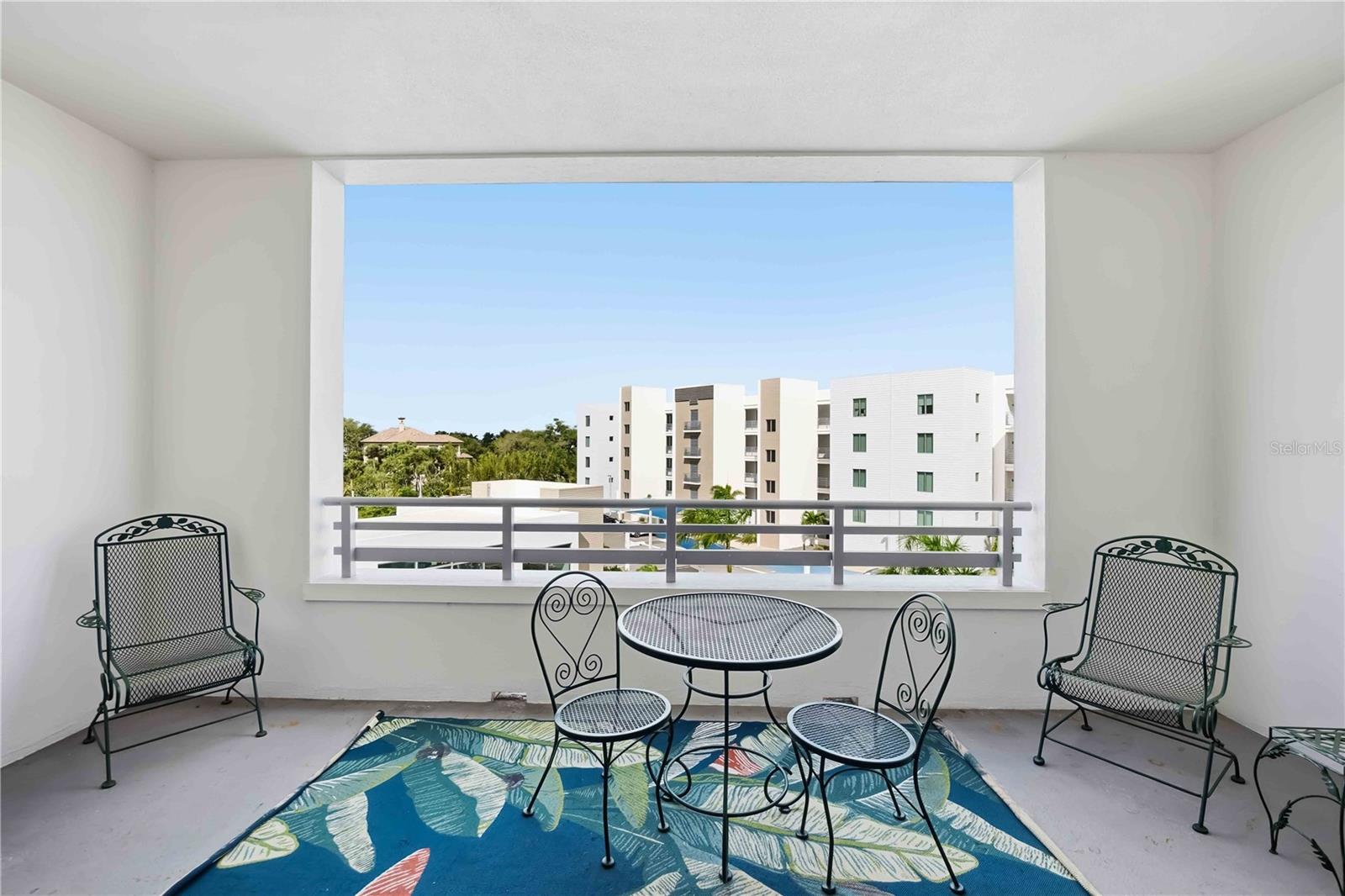 THE STRAND OF SARASOTA - Residential