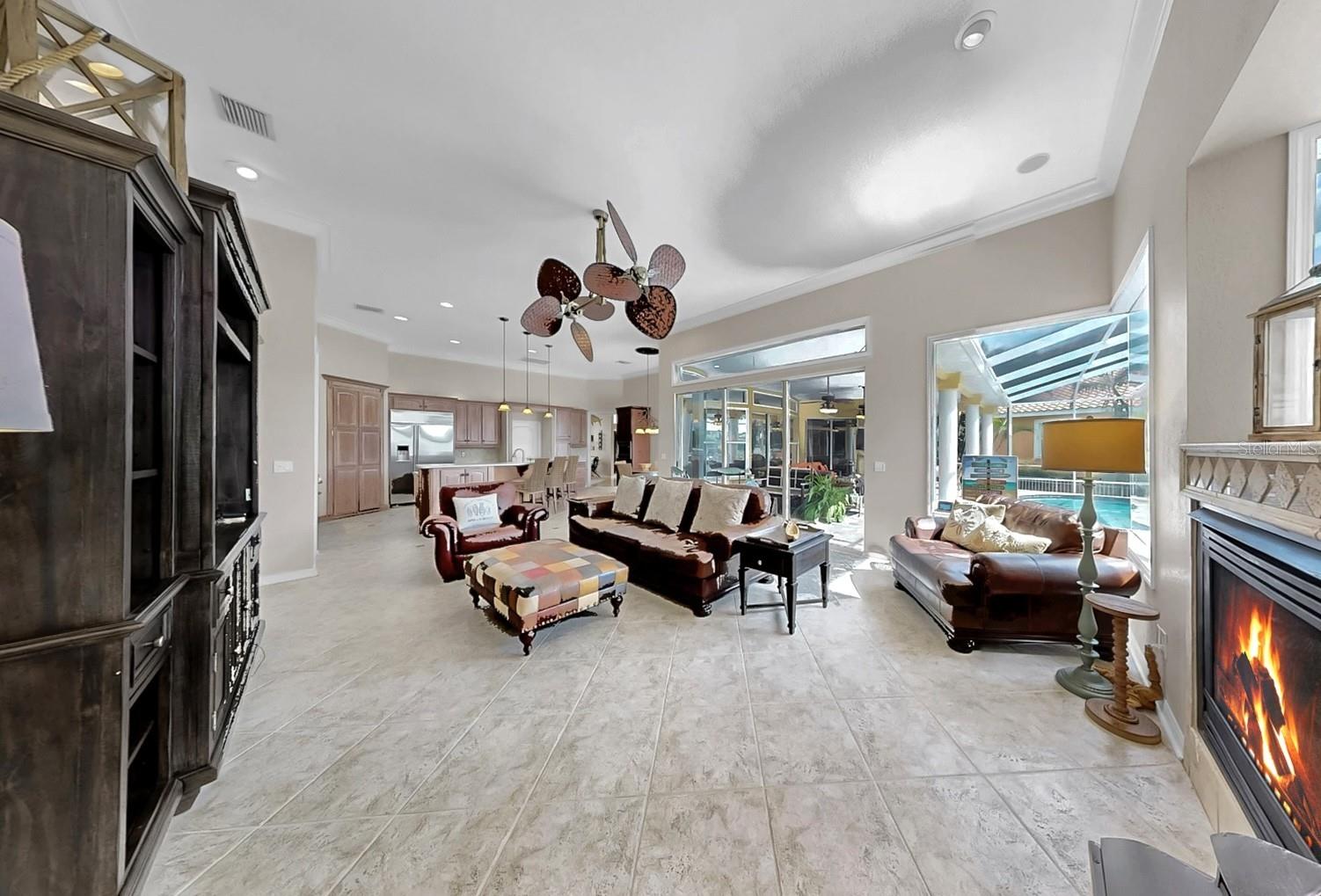 SYMPHONY ISLES UNIT TWO - Residential