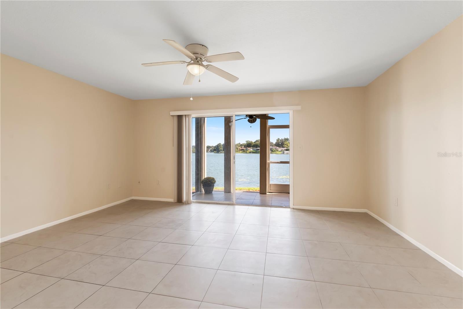 534 ORANGE DRIVE 11