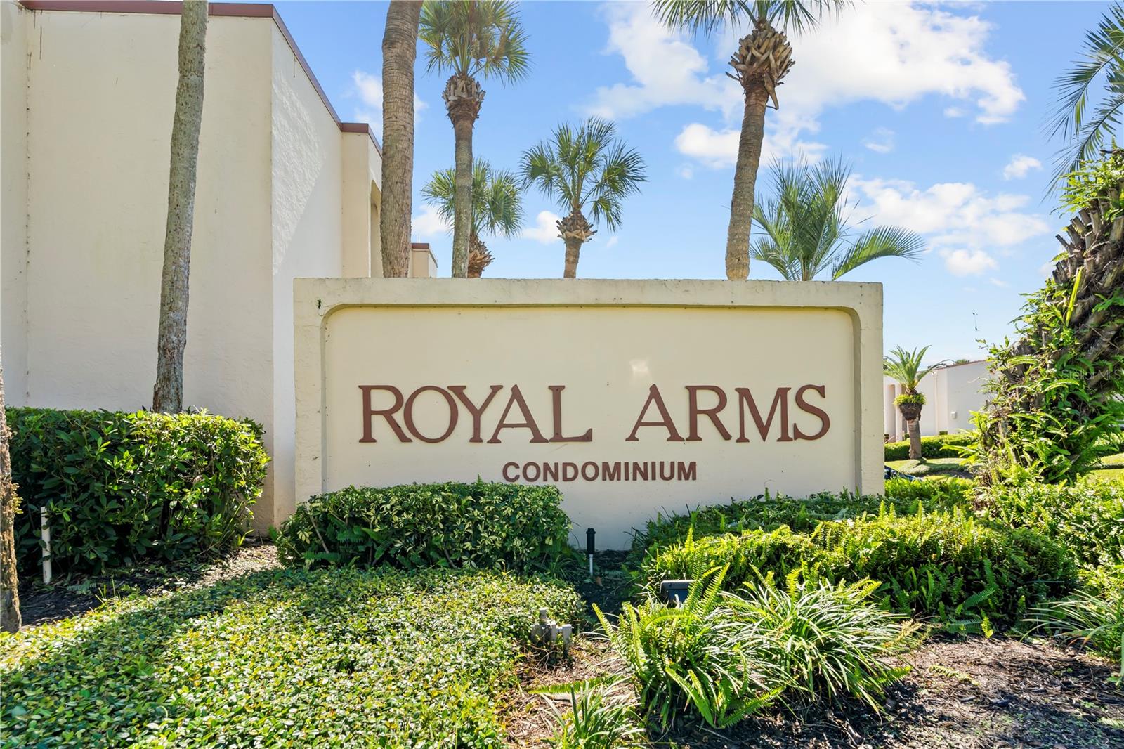 ROYAL ARMS CONDO - Residential