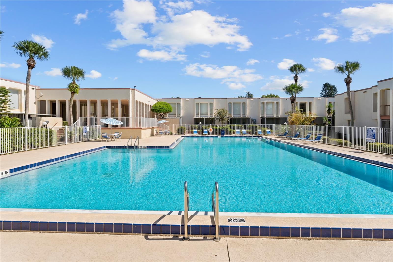 ROYAL ARMS CONDO - Residential