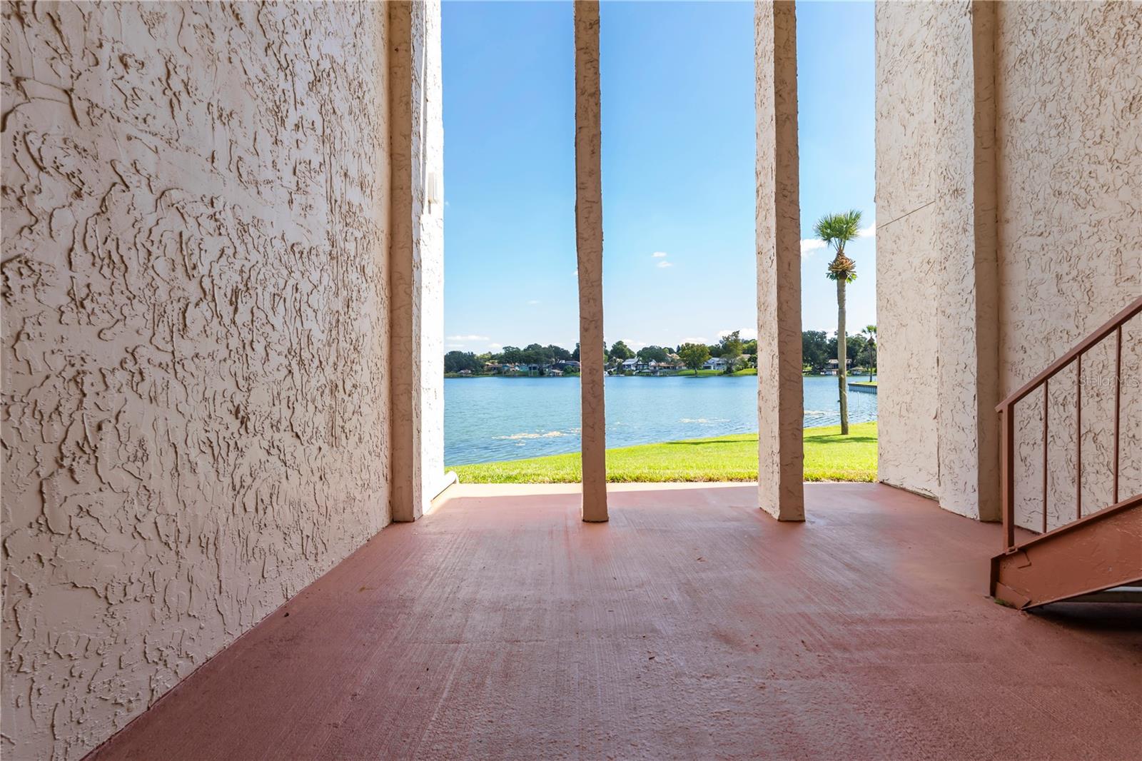 ROYAL ARMS CONDO - Residential