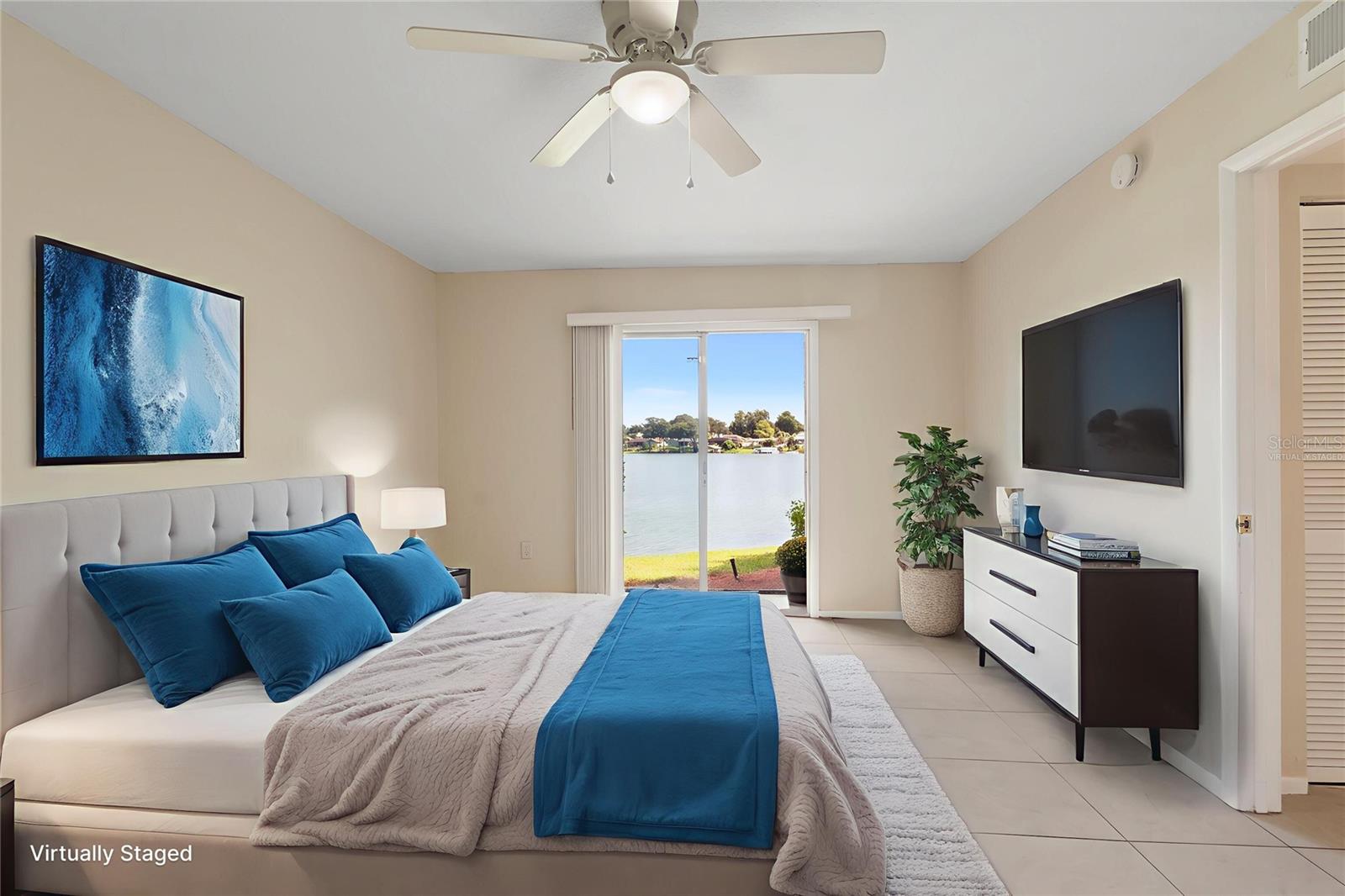 ROYAL ARMS CONDO - Residential