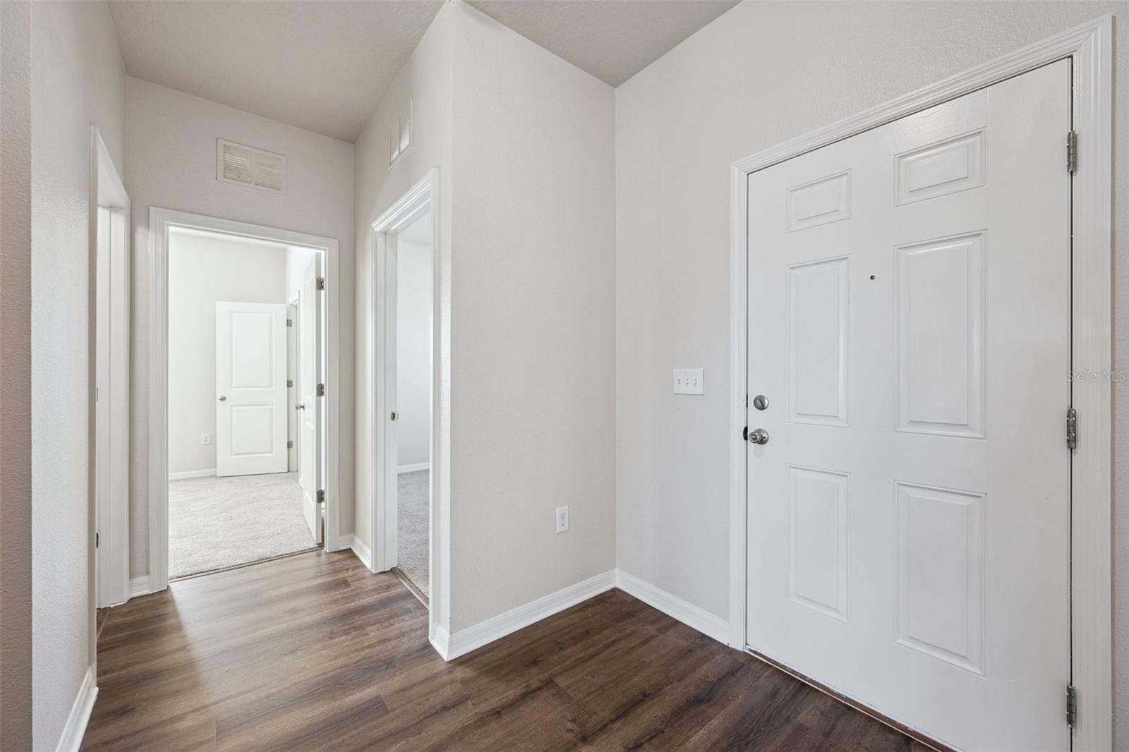 HIDDEN LAKE PRESERVE - Residential