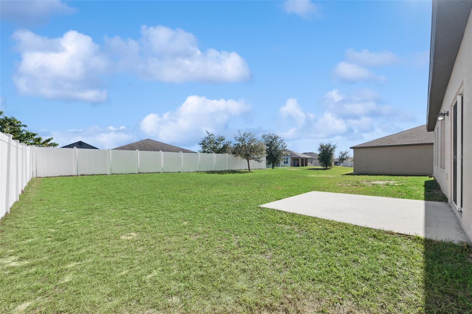 HIDDEN LAKE PRESERVE - Residential