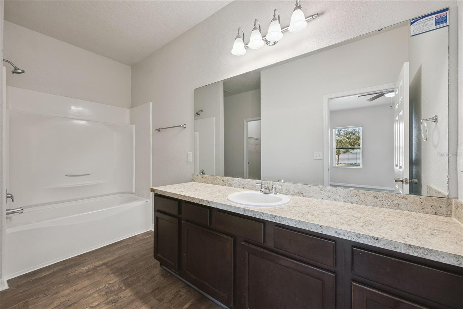 HIDDEN LAKE PRESERVE - Residential