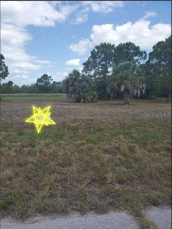 ??? Land for Sale in Rotonda Villas – A Fantastic Investment Opportunity! ??
Welcome to Rotonda Villas, a growing area in Charlotte County! Power lines are already in place on most main roads, making this the perfect time to invest before prices rise or lots sell out. This is a deed-restricted community, ensuring long-term value and organization.
? Why is this lot a great choice?
? Prime location – Just 10 minutes from Boca Grande Beach and around 30 minutes from Englewood, Manasota, Stump Pass, and Blind Pass (Middle Beach).
? Close to shopping centers, art districts, and only 45 minutes from downtown Punta Gorda and Punta Gorda Airport.
? Love fishing? Welcome to the Tarpon Fishing Capital of the World! Boca Grande is famous for tarpon fishing, and Charlotte Harbor offers an abundance of redfish, snapper, grouper, and more.
? Baseball fan? The Atlanta Braves Spring Training Camp is just 45 minutes away at Cool Park Stadium in North Port/Venice.
? Ready for development – This lot is not in a Scrub Jay area and has water, sewer, and electricity available for hookup.