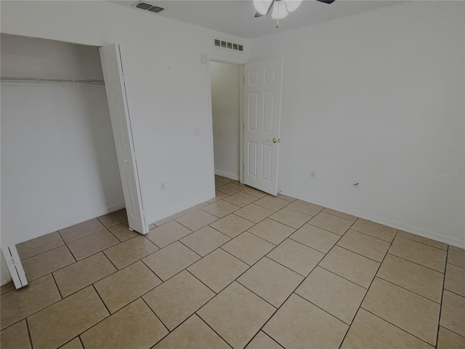 OCALA MARION OAKS UN 7 - Residential Lease