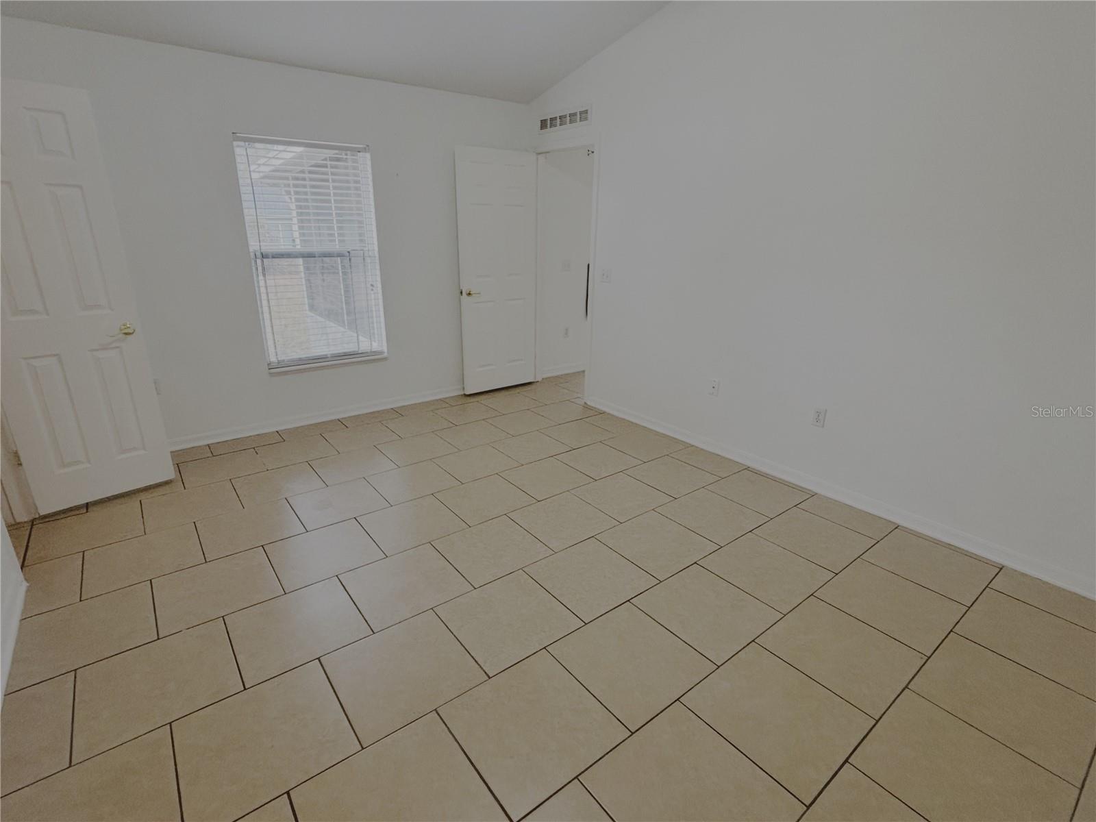 OCALA MARION OAKS UN 7 - Residential Lease