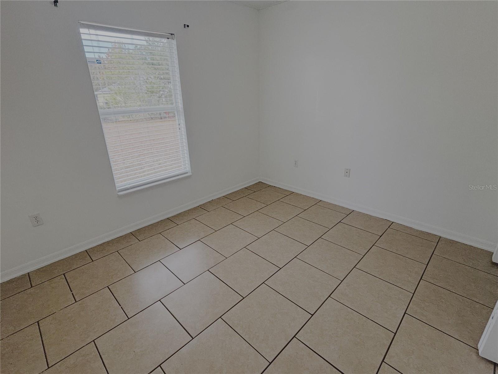 OCALA MARION OAKS UN 7 - Residential Lease