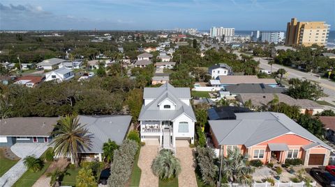 A home in NEW SMYRNA BEACH