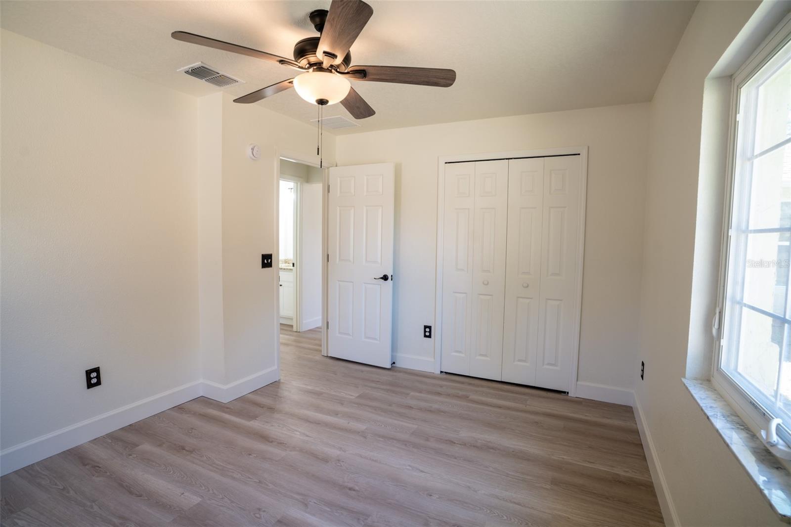 HORSE COUNTRY RANCHES - Residential