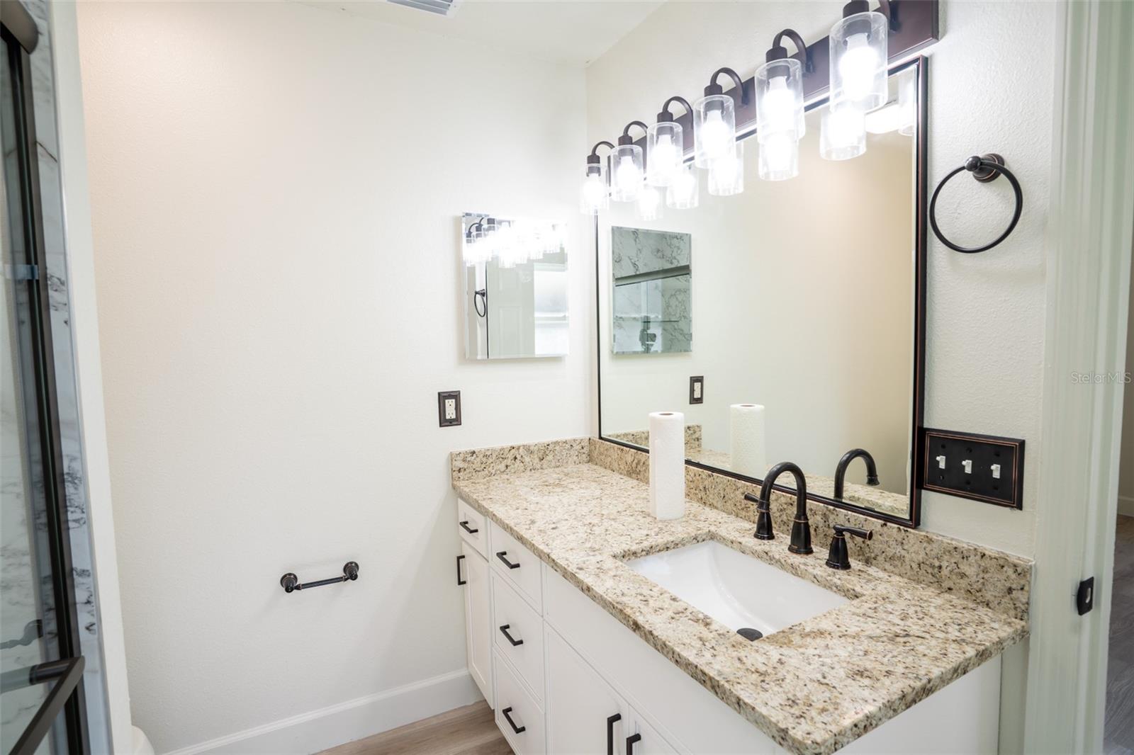HORSE COUNTRY RANCHES - Residential