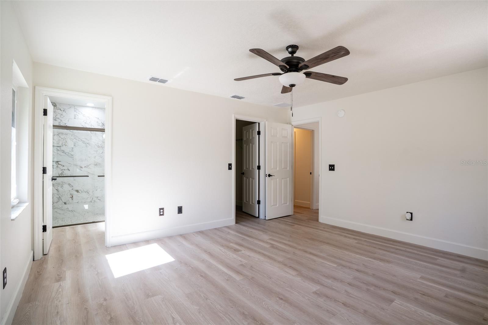 HORSE COUNTRY RANCHES - Residential