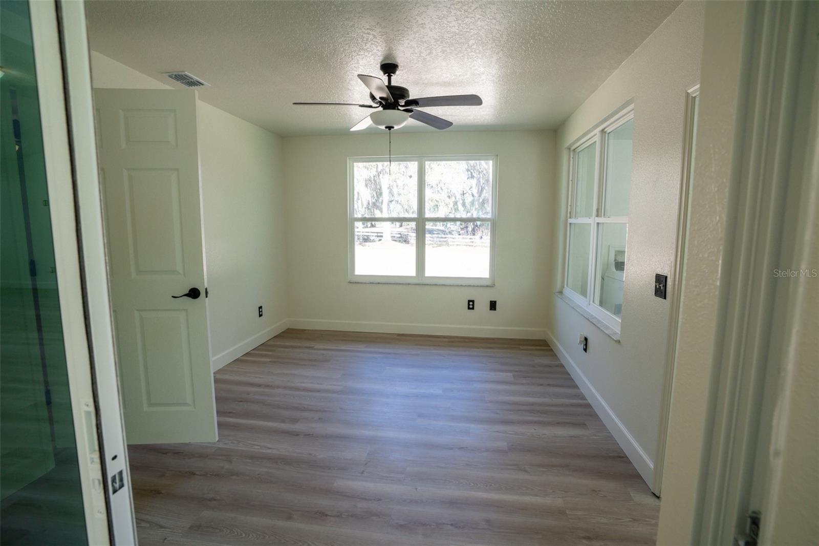 HORSE COUNTRY RANCHES - Residential