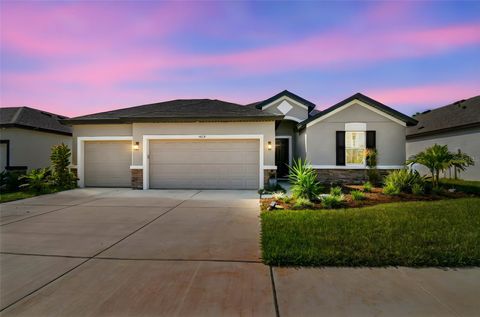 Photo of 1039 Davis Heather Circle, Seffner, FL 33584 (MLS # TB8447096)
