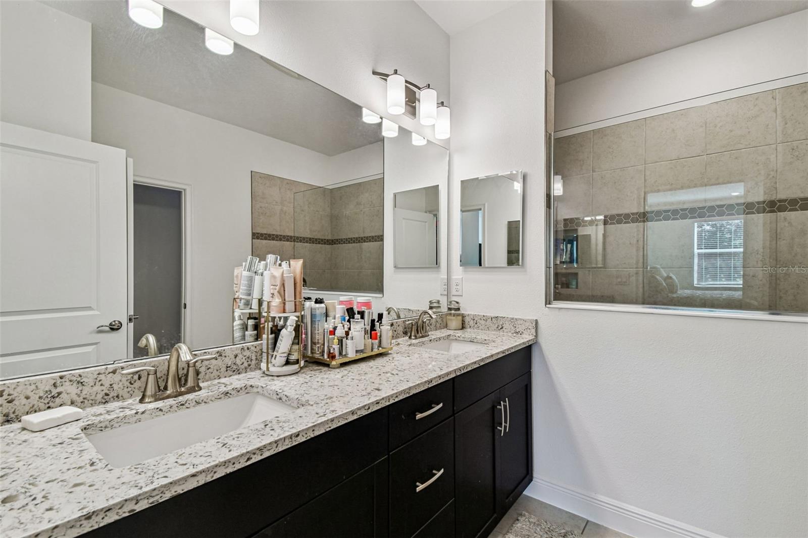 DAVIS HEATHER ESTATES - Residential