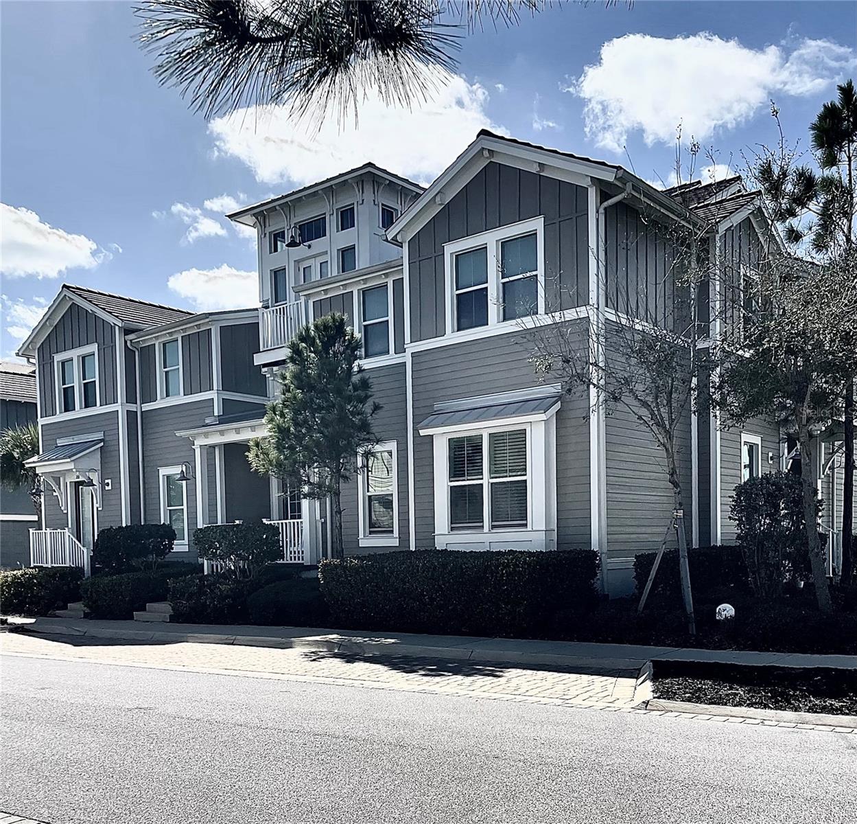 EDGEWATER WALK ON HARBOUR ISLE 5-36 - Residential