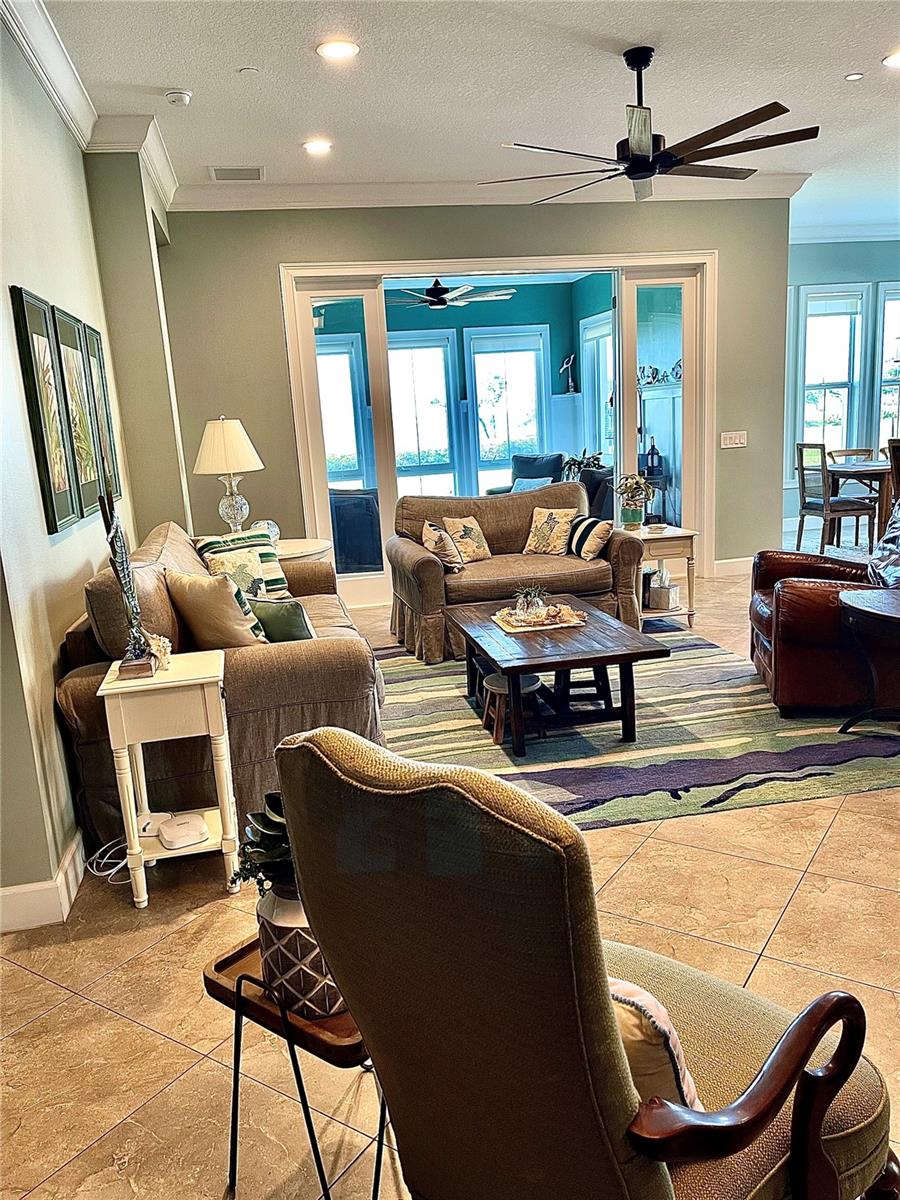 EDGEWATER WALK ON HARBOUR ISLE 5-36 - Residential