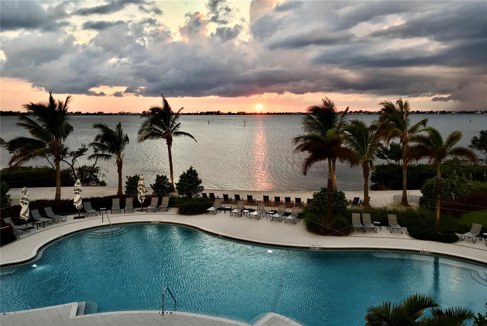 EDGEWATER WALK ON HARBOUR ISLE 5-36 - Residential