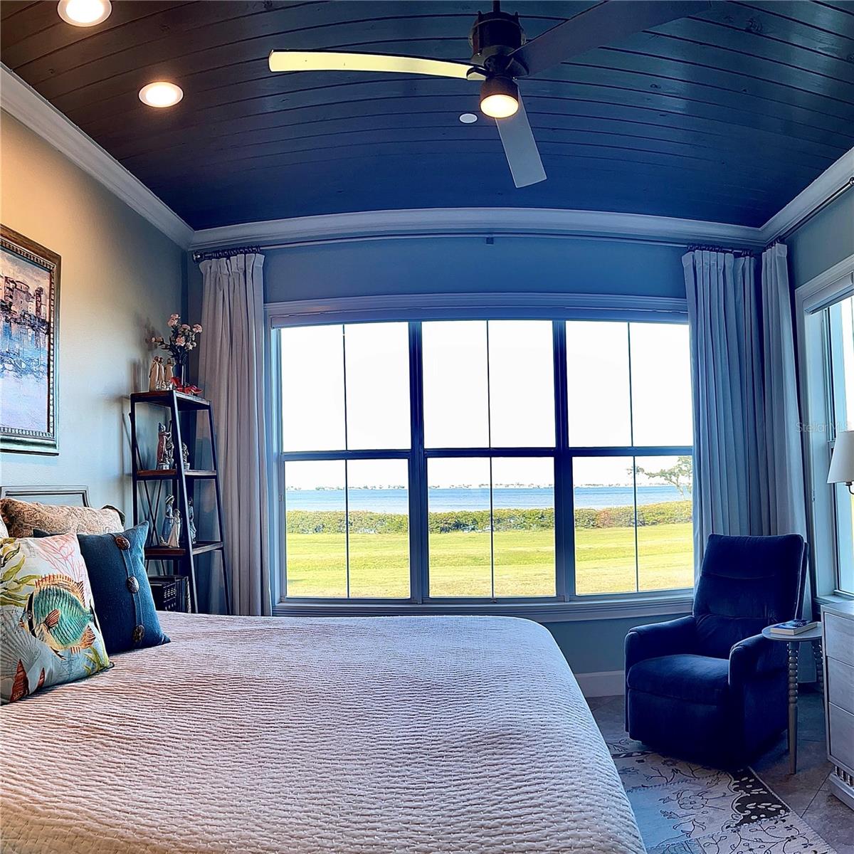 EDGEWATER WALK ON HARBOUR ISLE 5-36 - Residential