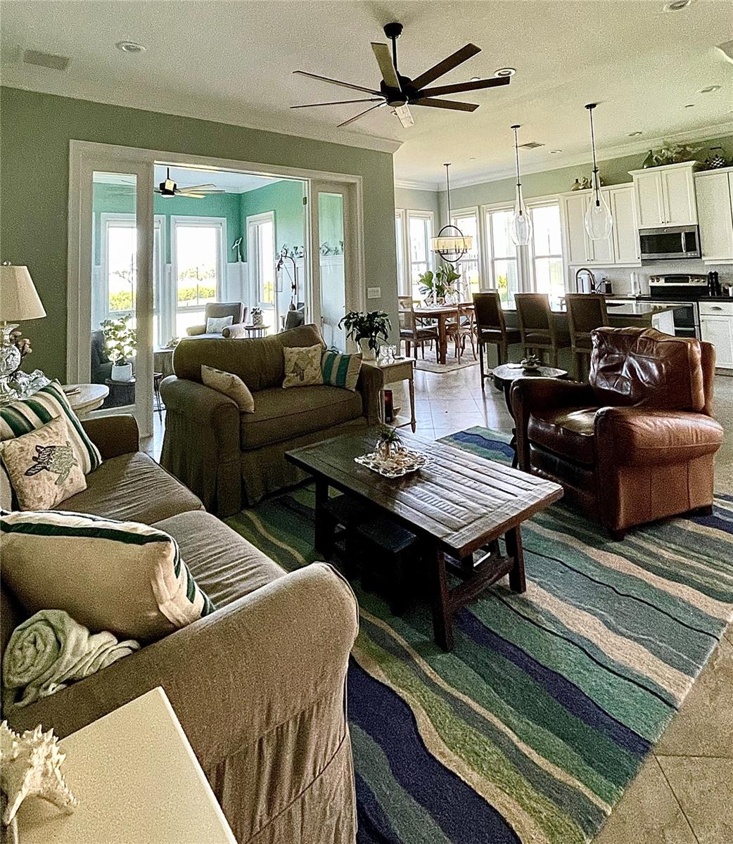 EDGEWATER WALK ON HARBOUR ISLE 5-36 - Residential