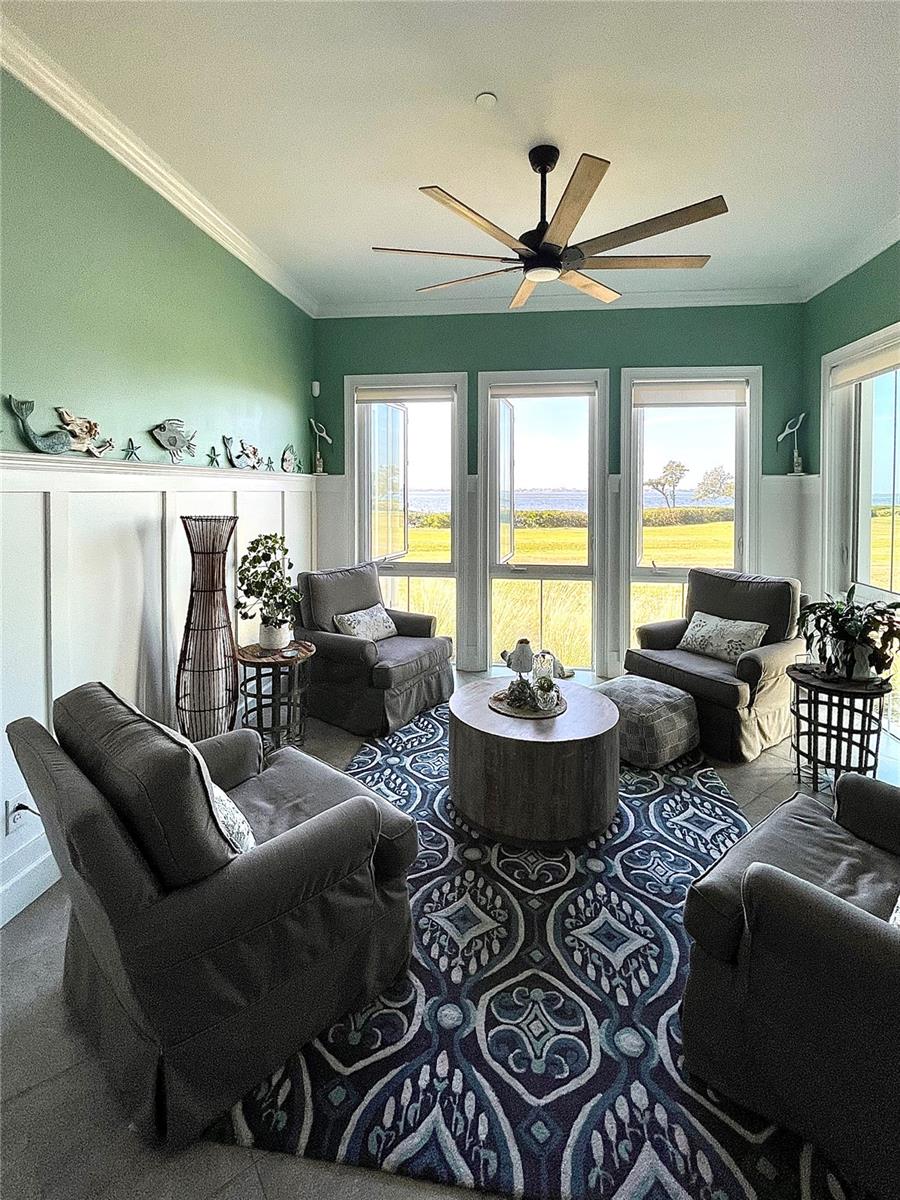 EDGEWATER WALK ON HARBOUR ISLE 5-36 - Residential