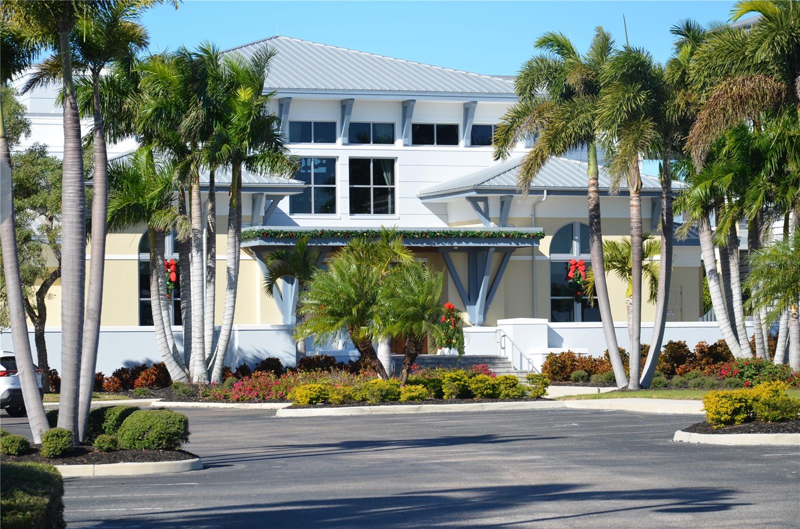 EDGEWATER WALK ON HARBOUR ISLE 5-36 - Residential