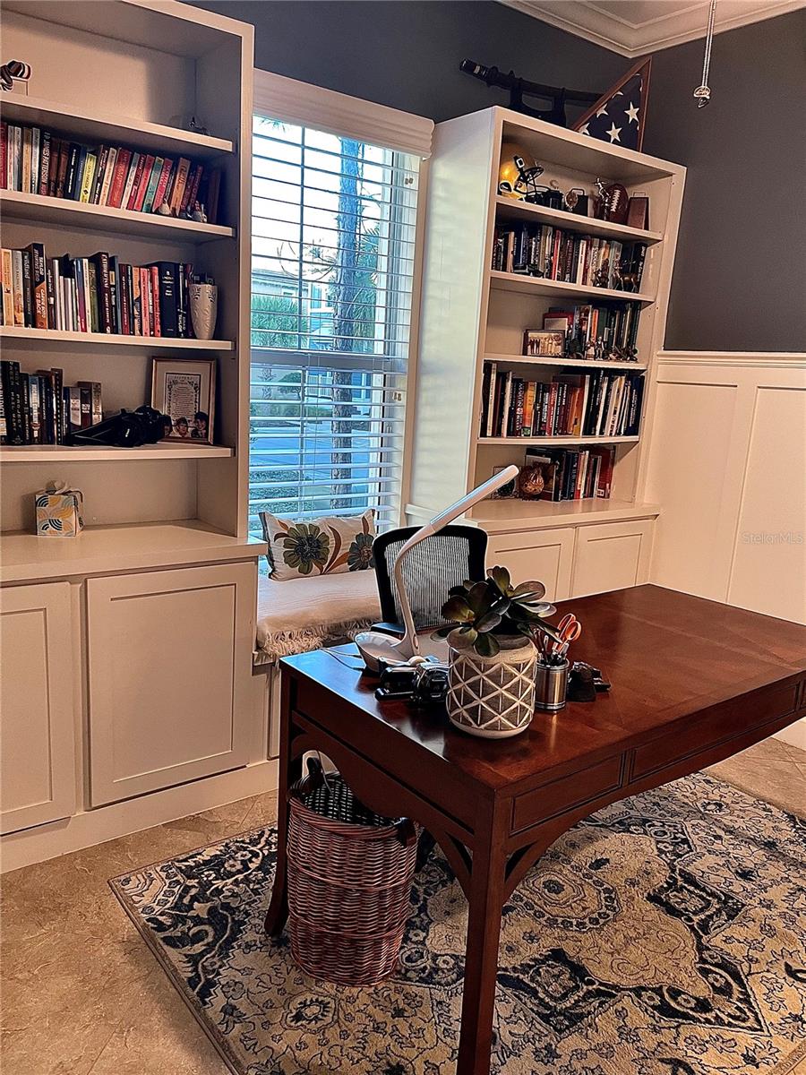 EDGEWATER WALK ON HARBOUR ISLE 5-36 - Residential