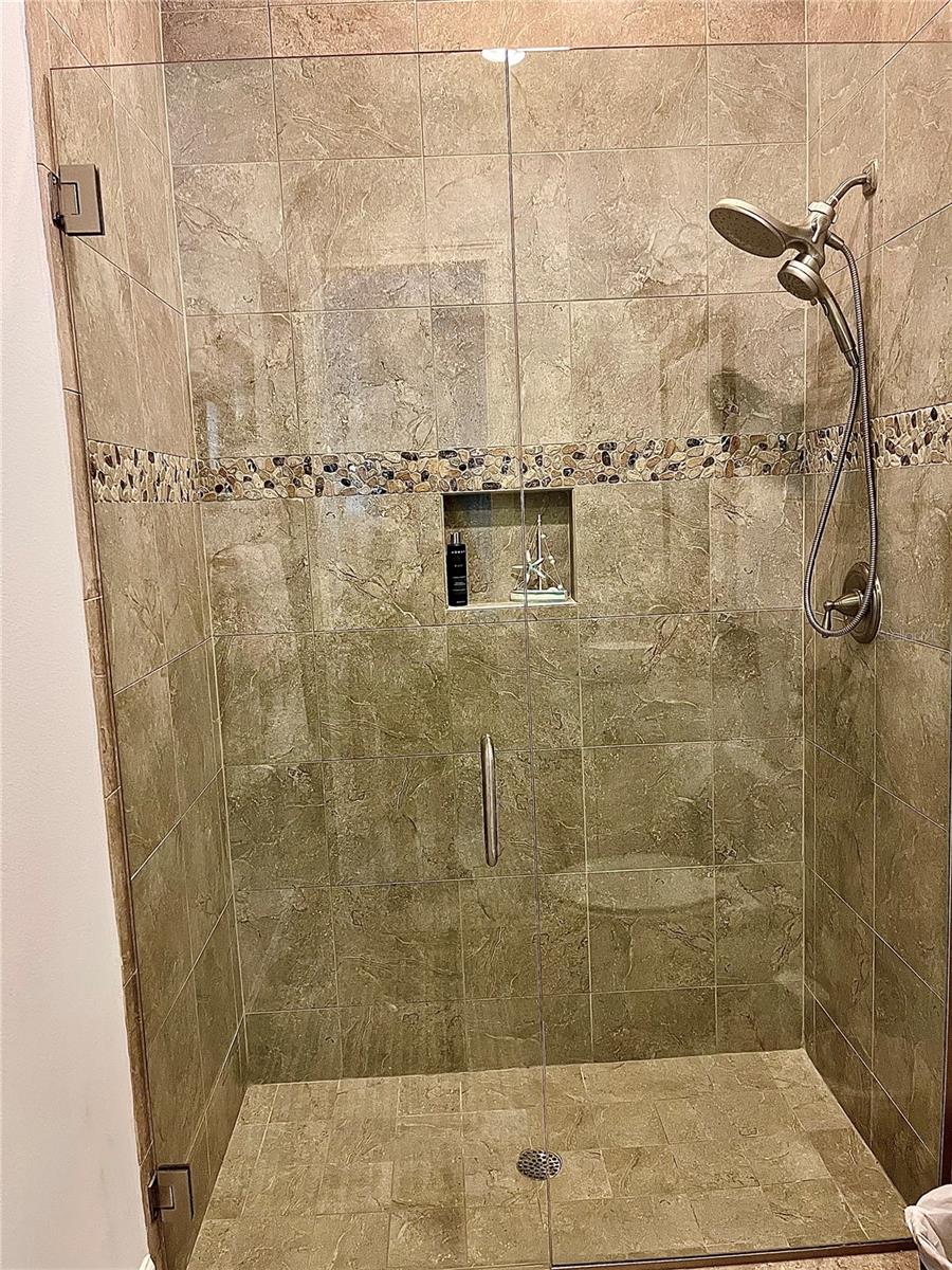 EDGEWATER WALK ON HARBOUR ISLE 5-36 - Residential