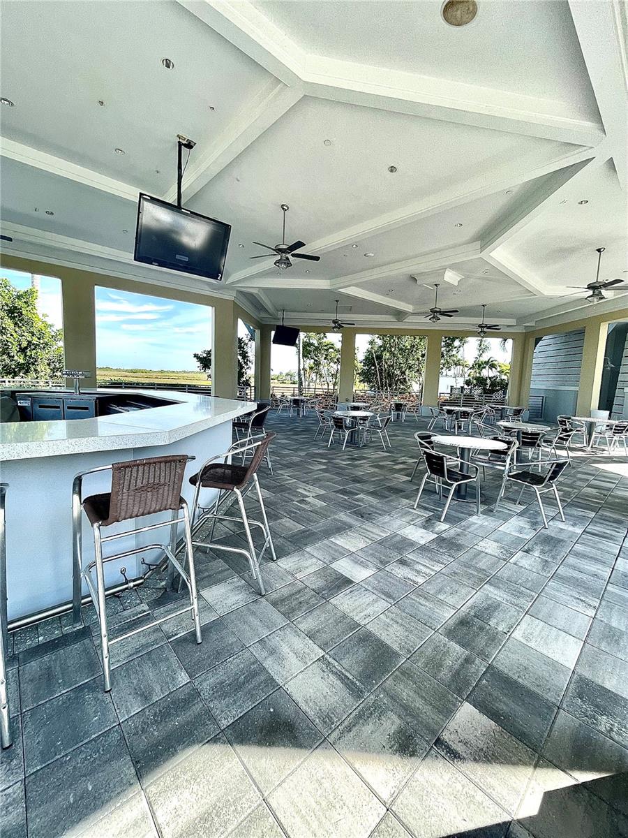 EDGEWATER WALK ON HARBOUR ISLE 5-36 - Residential