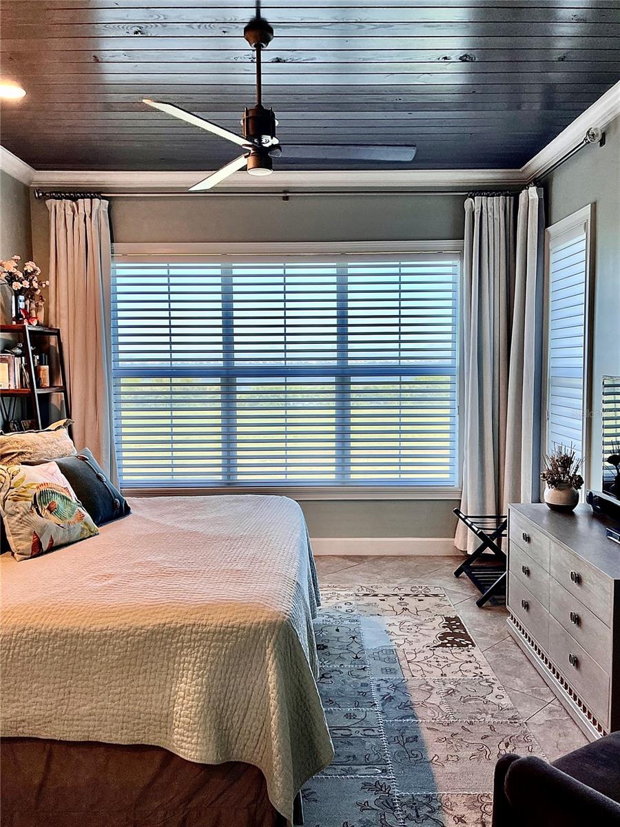 EDGEWATER WALK ON HARBOUR ISLE 5-36 - Residential