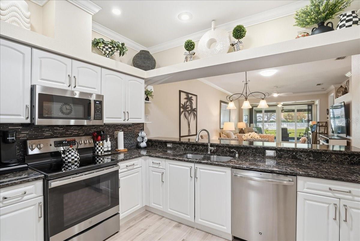 VILLAS AT TARA - Residential