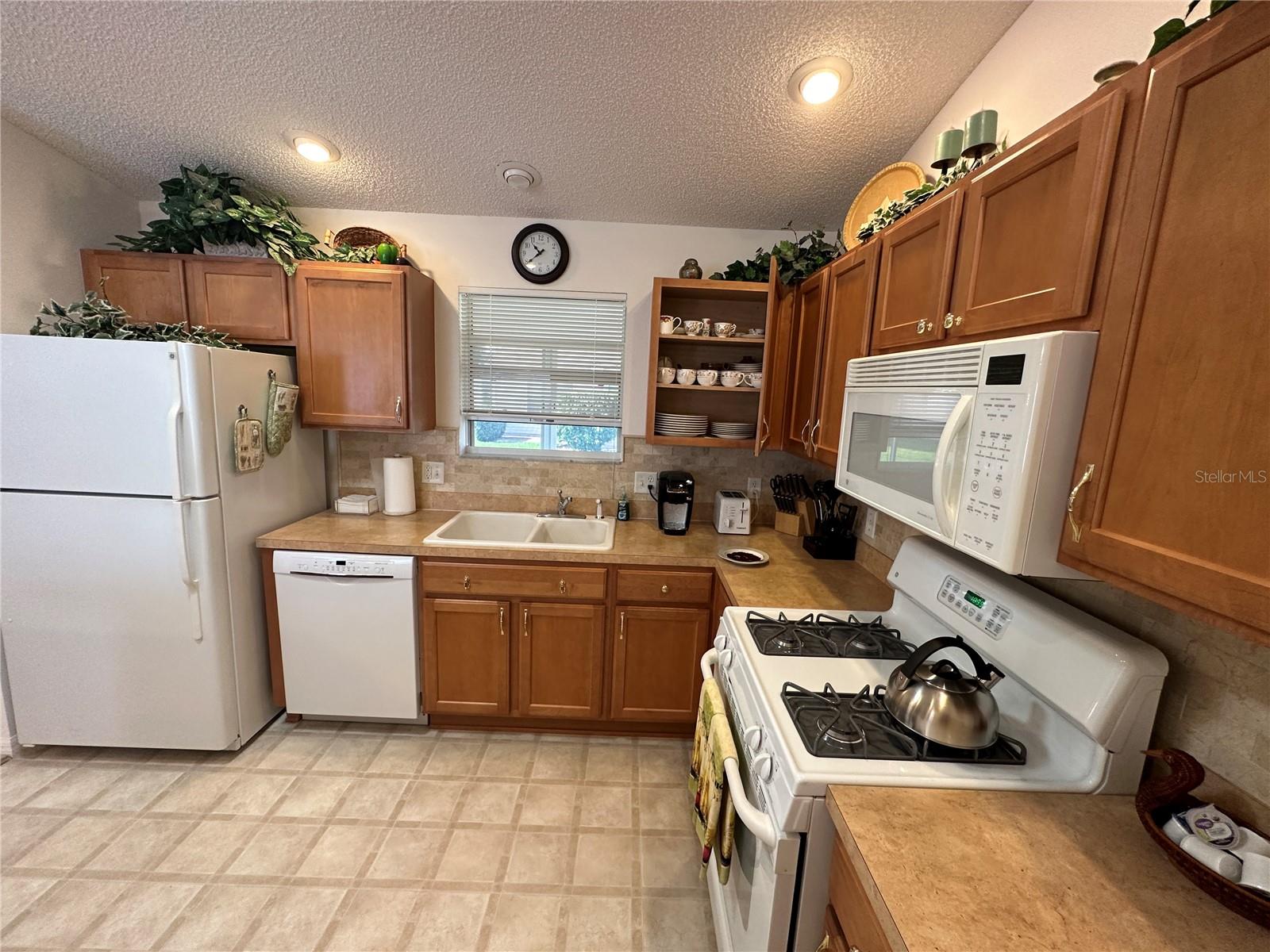 VILLAGES OF SUMTER - Residential Lease