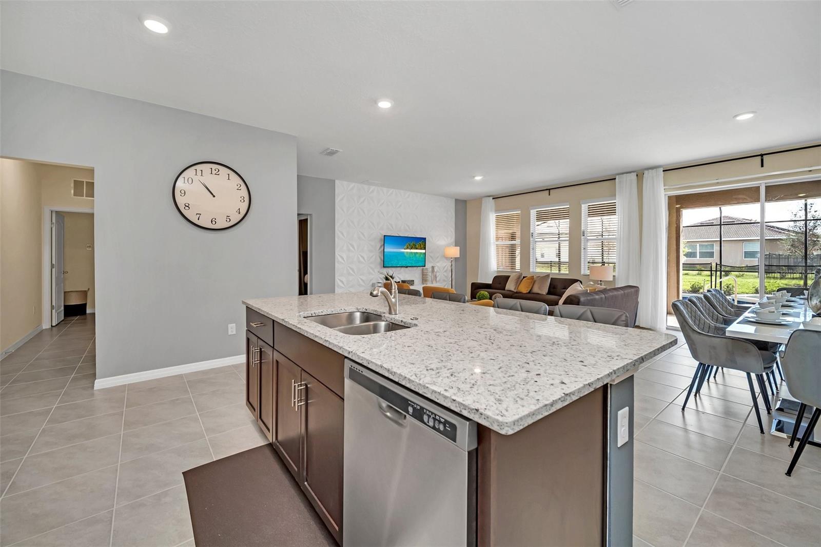SOLTERRA PH 2D - Residential Lease