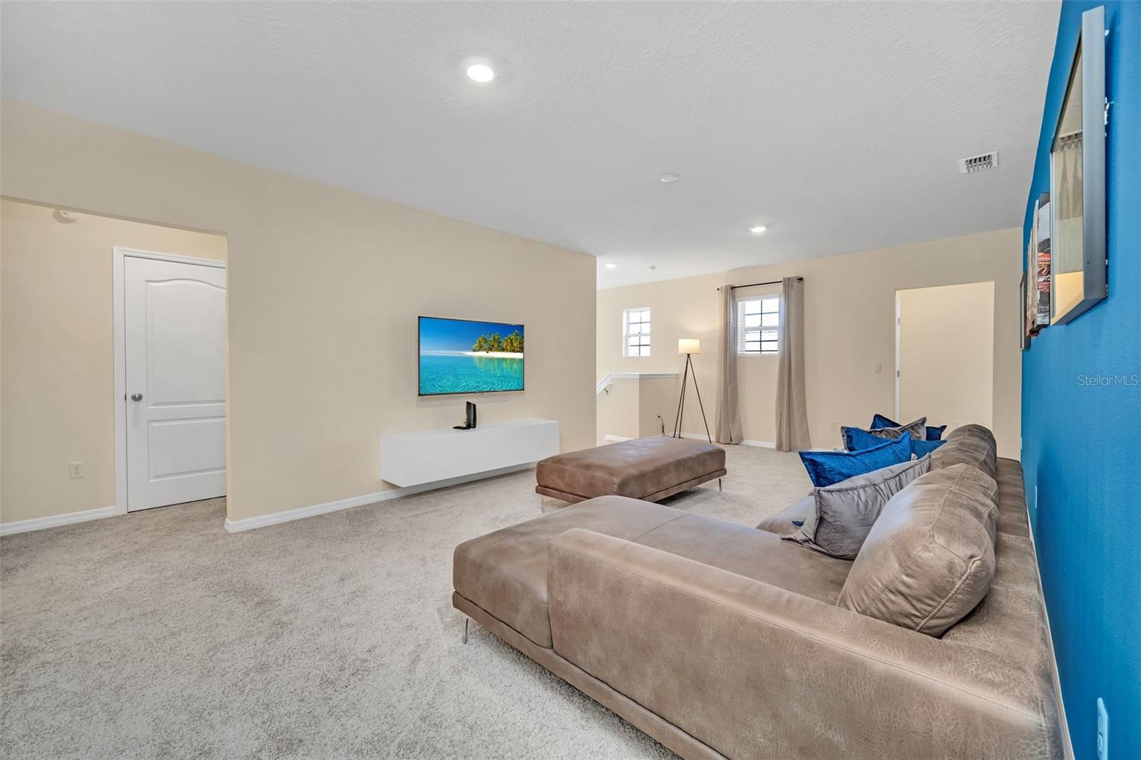 SOLTERRA PH 2D - Residential Lease