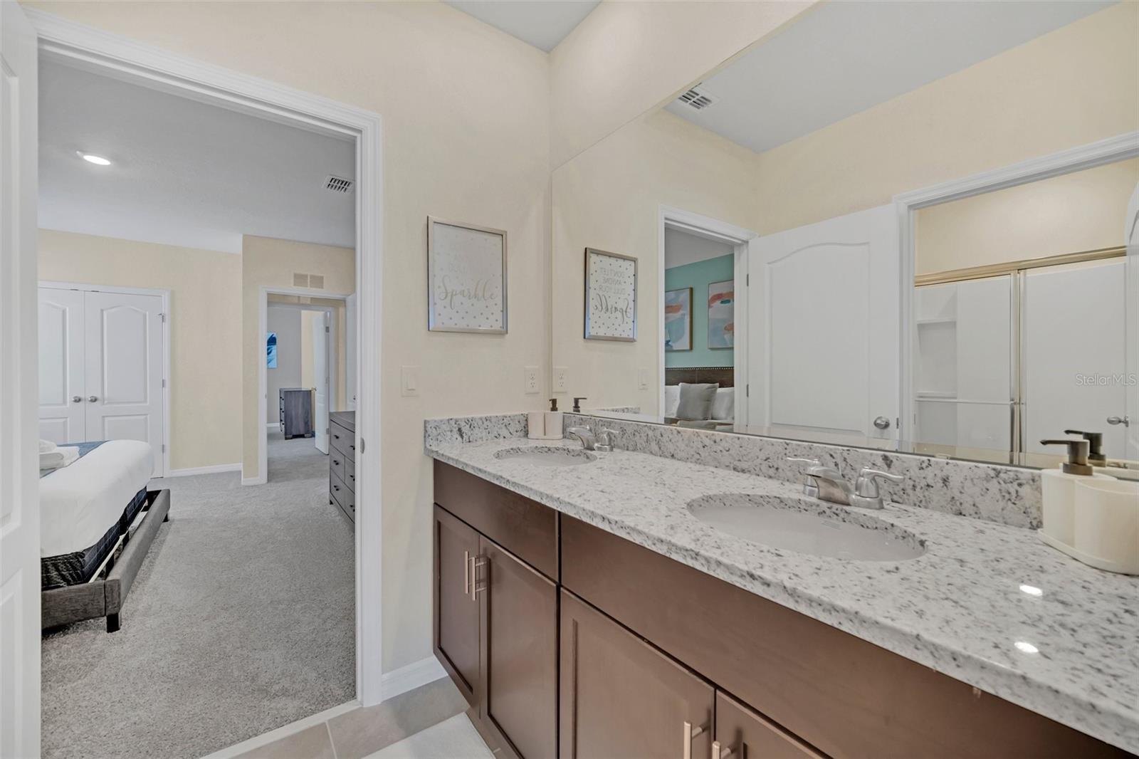 SOLTERRA PH 2D - Residential Lease