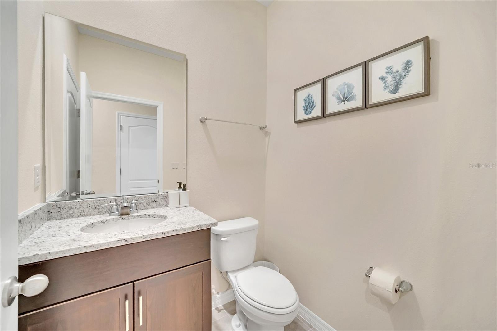 SOLTERRA PH 2D - Residential Lease